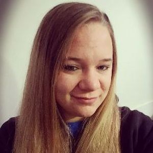 Meet your Posher, Holly